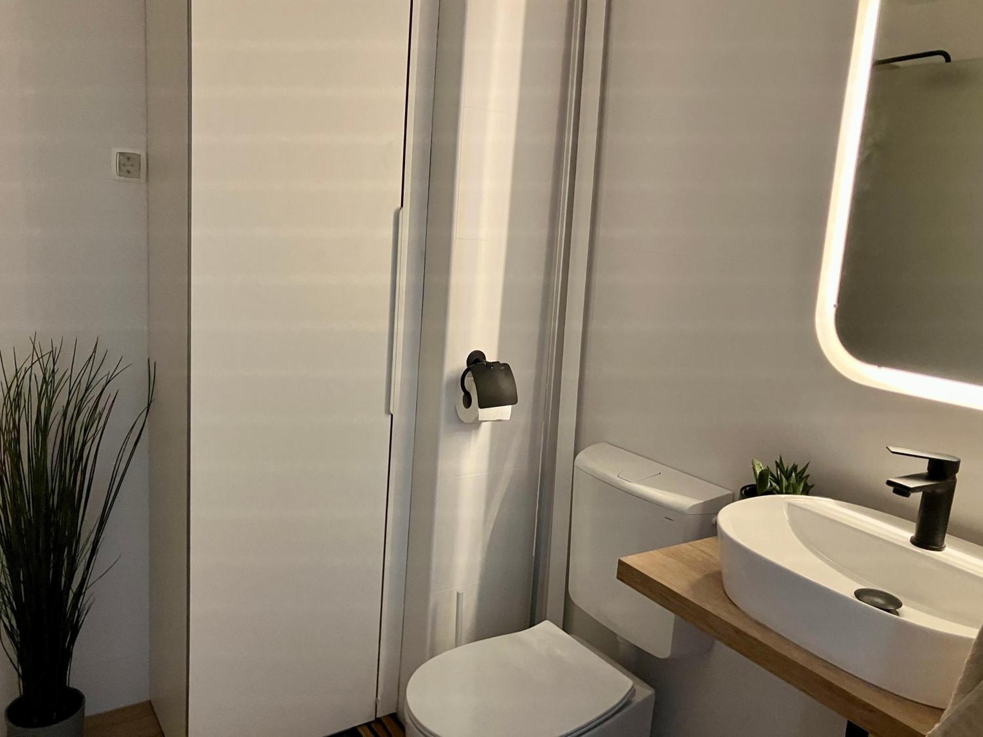 Delux Apartment La Arena With Private Garage 자그레브 외부 사진